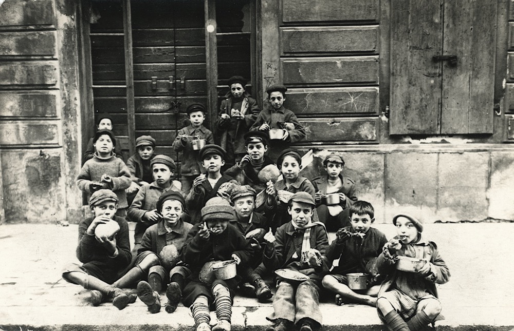 fiume-1920-12-c-slocovich-871-bambini